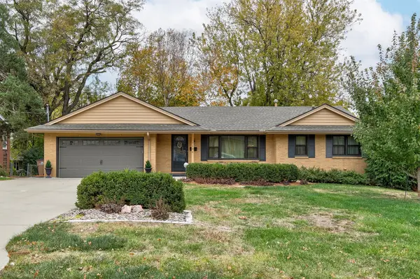 7106 El Rancho Avenue, Windsor Heights, IA 50324