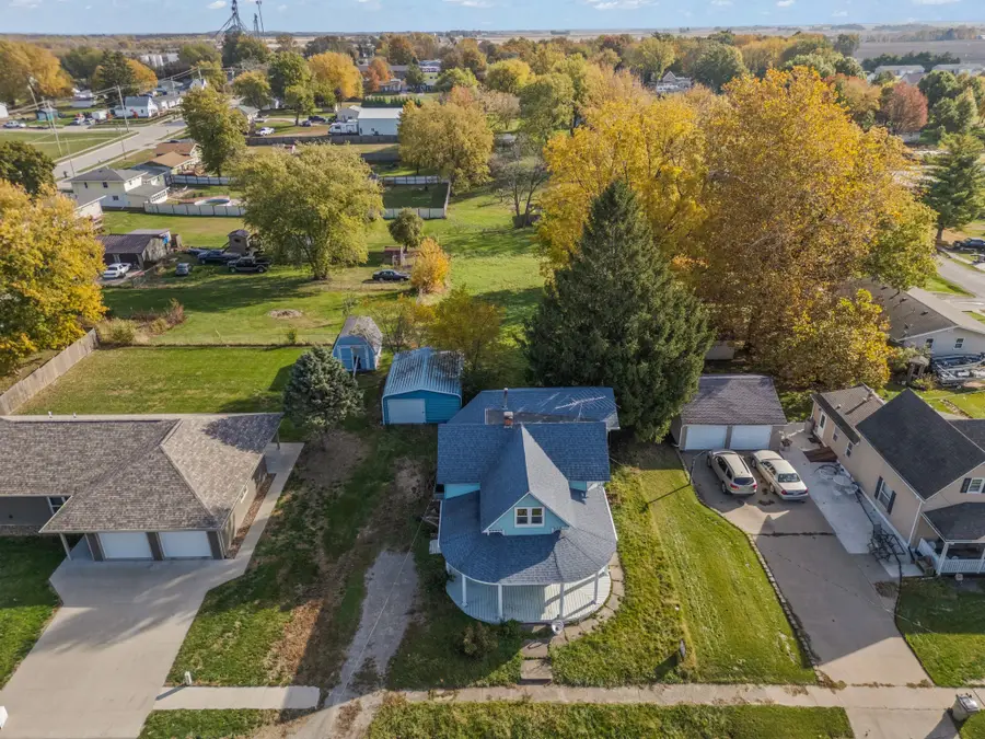 402 S Columbus Street, Pleasantville, IA 50225 - Image #3
