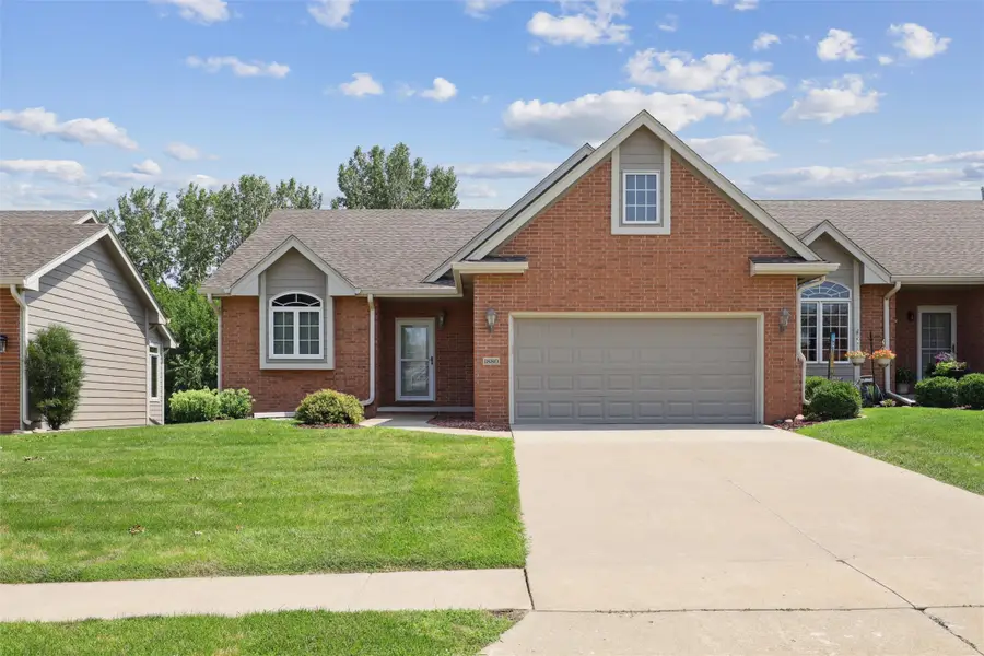 1880 SE Ashleaf Circle, Waukee, IA 50263 - Image #2