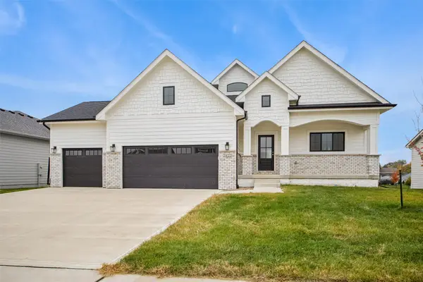 2422 SE 5th Street, West Des Moines, IA 50265