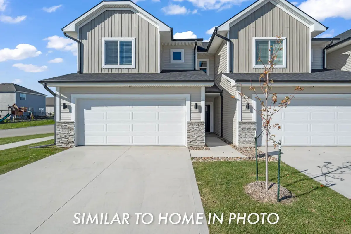 6944 Poppy Court, Johnston, IA 50131 - Image #1