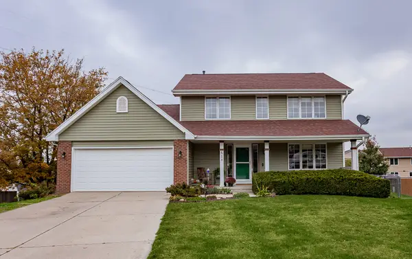 516 Sunrise Circle, Pleasant Hill, IA 50327