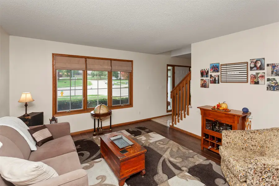 516 Sunrise Circle, Pleasant Hill, IA 50327 - Image #3