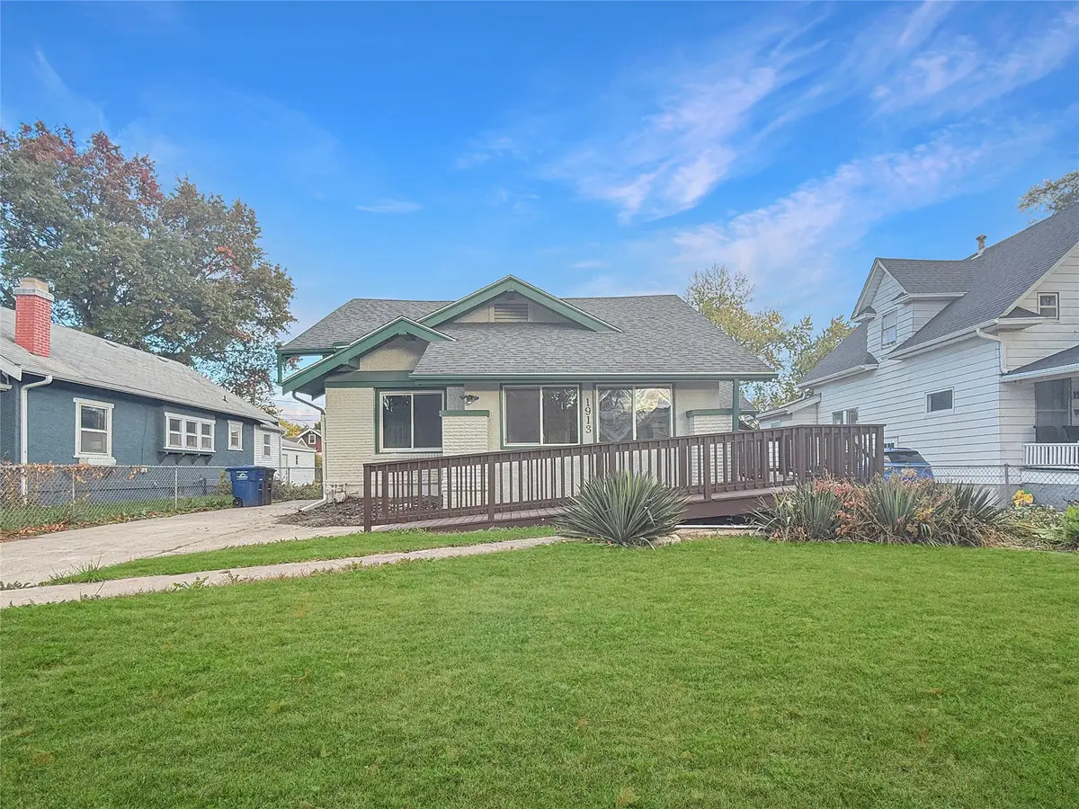 1913 E 13th Street, Des Moines, IA 50316 - Image #1