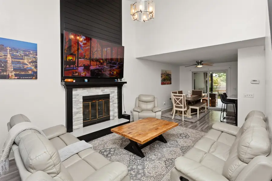 5920 Village Circle, Johnston, IA 50131 - Image #2