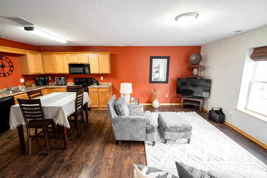 324 NE Sandalwood, Waukee, IA 50263 - Image #2