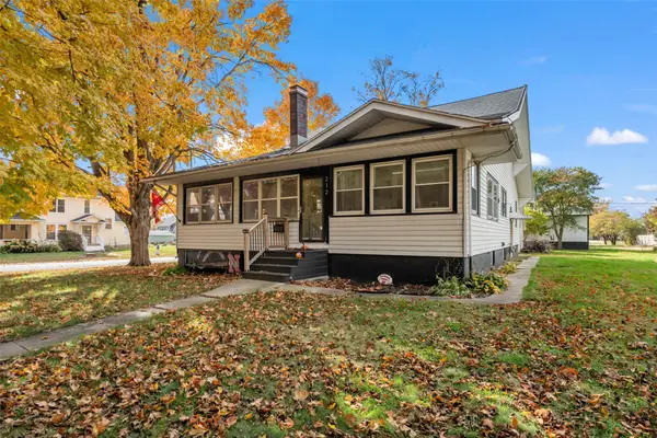212 3rd Avenue, Melbourne, IA 50162