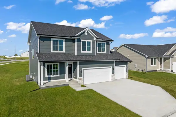 6720 Bright Street, Johnston, IA 50131