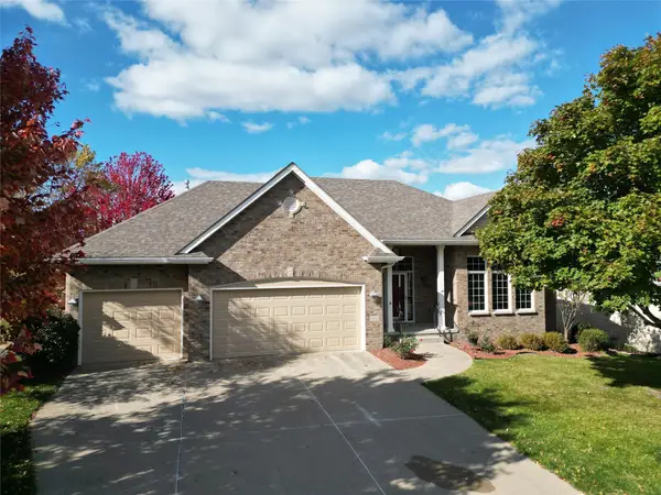 15315 Monroe Court, Urbandale, IA 50323