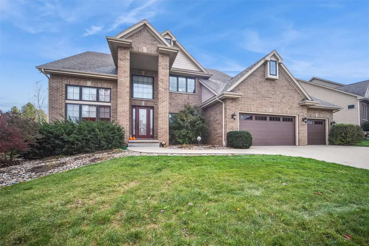 3007 152nd Street, Urbandale, IA 50323 - Image #1