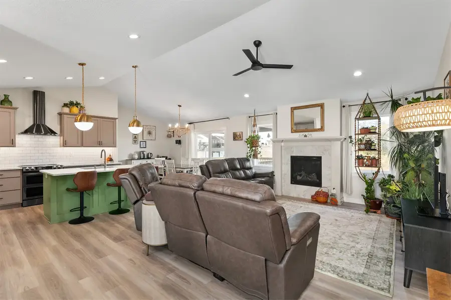 1909 16th Circle Se, Altoona, IA 50009 - Image #3