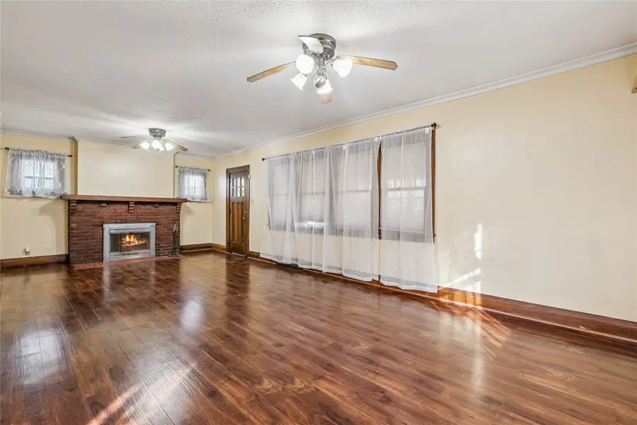 1457 Guthrie Avenue, Des Moines, IA 50316 - Image #3
