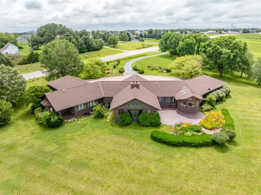 2218 N John Wayne Drive, Winterset, IA 50273 - Image #3