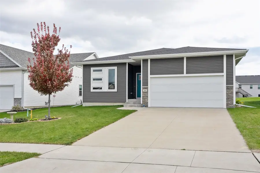 460 SE Hollow Court, West Des Moines, IA 50265 - Image #3