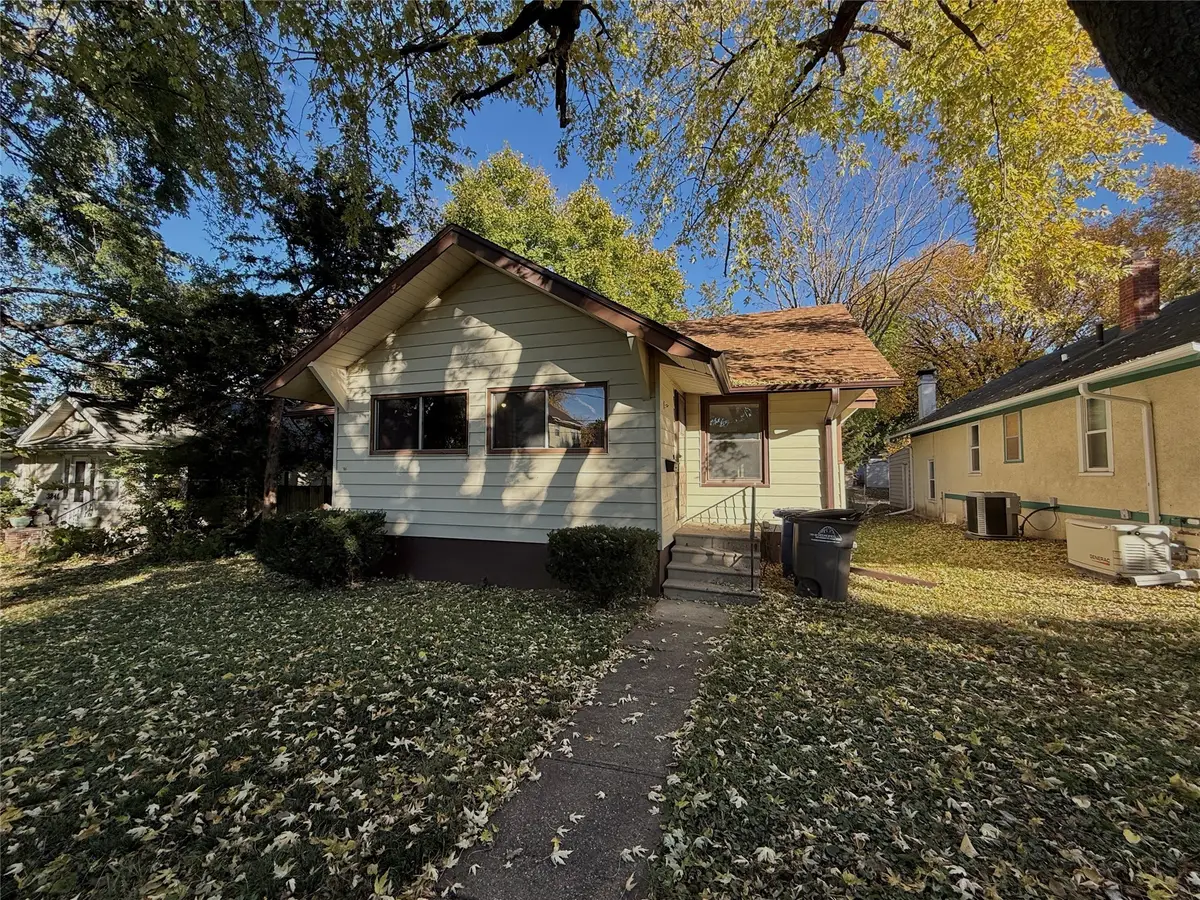 3837 3rd Street, Des Moines, IA 50313 - Image #1