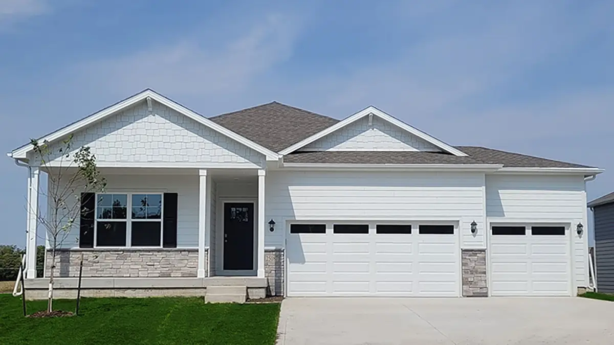 6736 NW 106th Street, Johnston, IA 50131 - Image #1