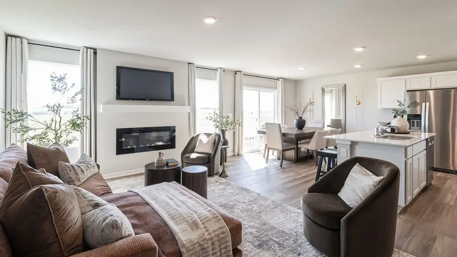 6732 NW 106th Street, Johnston, IA 50131 - Image #2