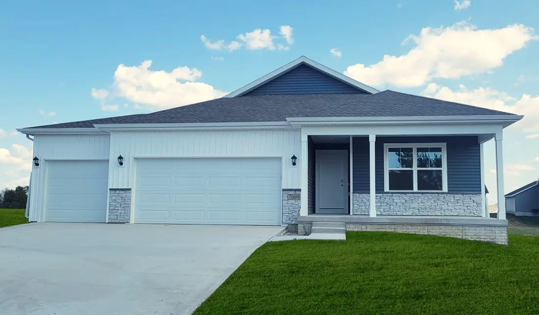 6712 NW 106th Street, Johnston, IA 50131 - Image #1