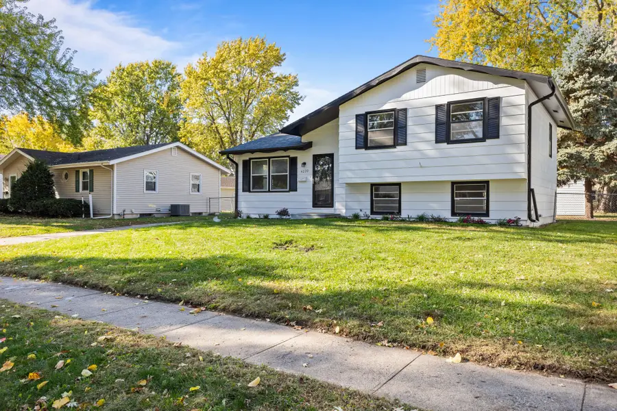 4220 68th Street, Urbandale, IA 50322 - Image #3