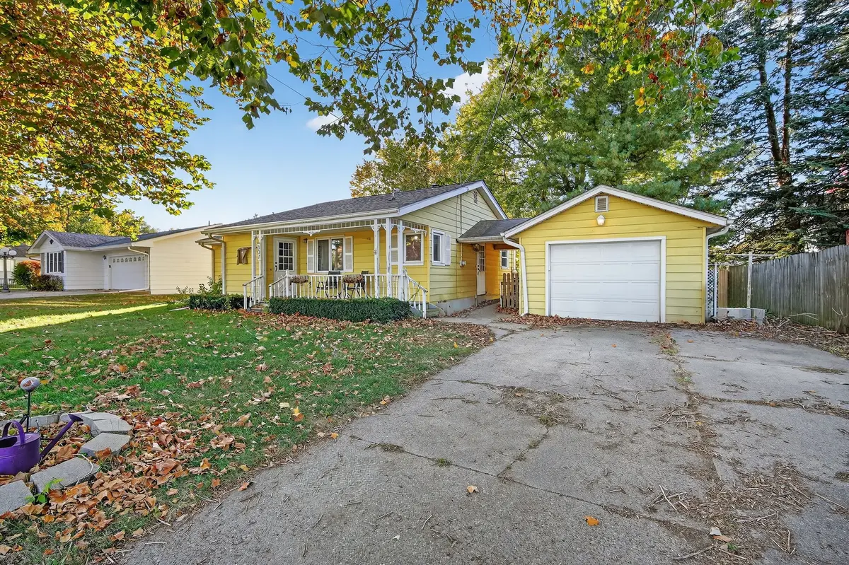 307 N F Street, Indianola, IA 50125 - Image #1