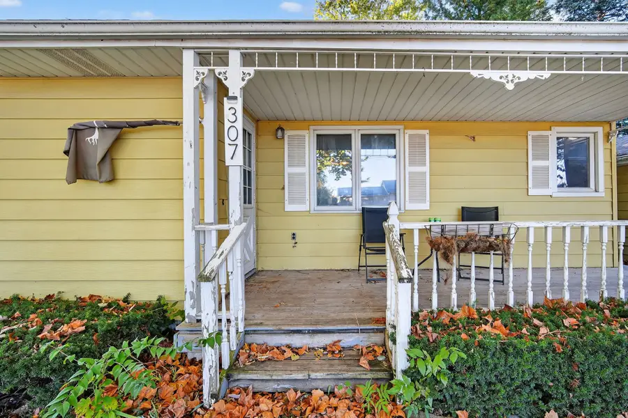 307 N F Street, Indianola, IA 50125 - Image #2