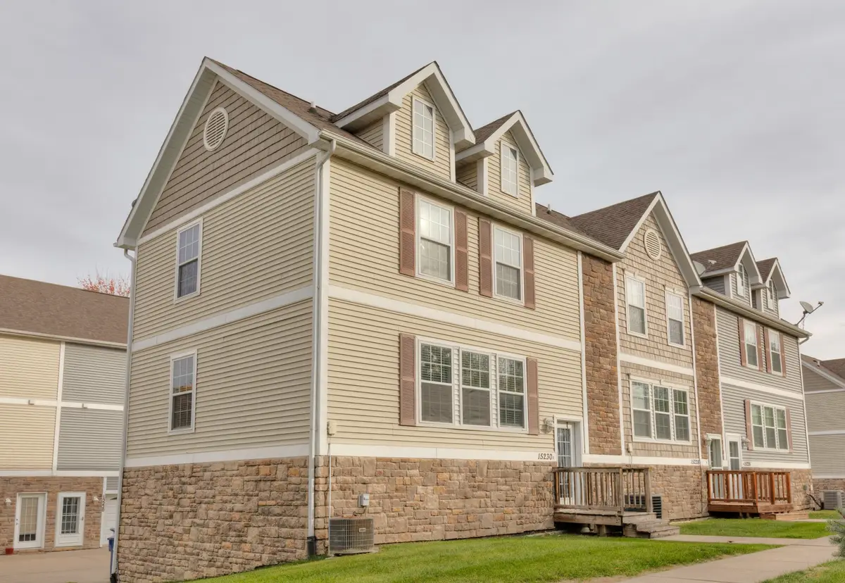 15230 Greenbelt Drive, Urbandale, IA 50323 - Image #1