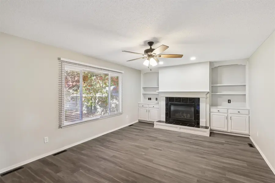 1187 S 51st Street, West Des Moines, IA 50265 - Image #2