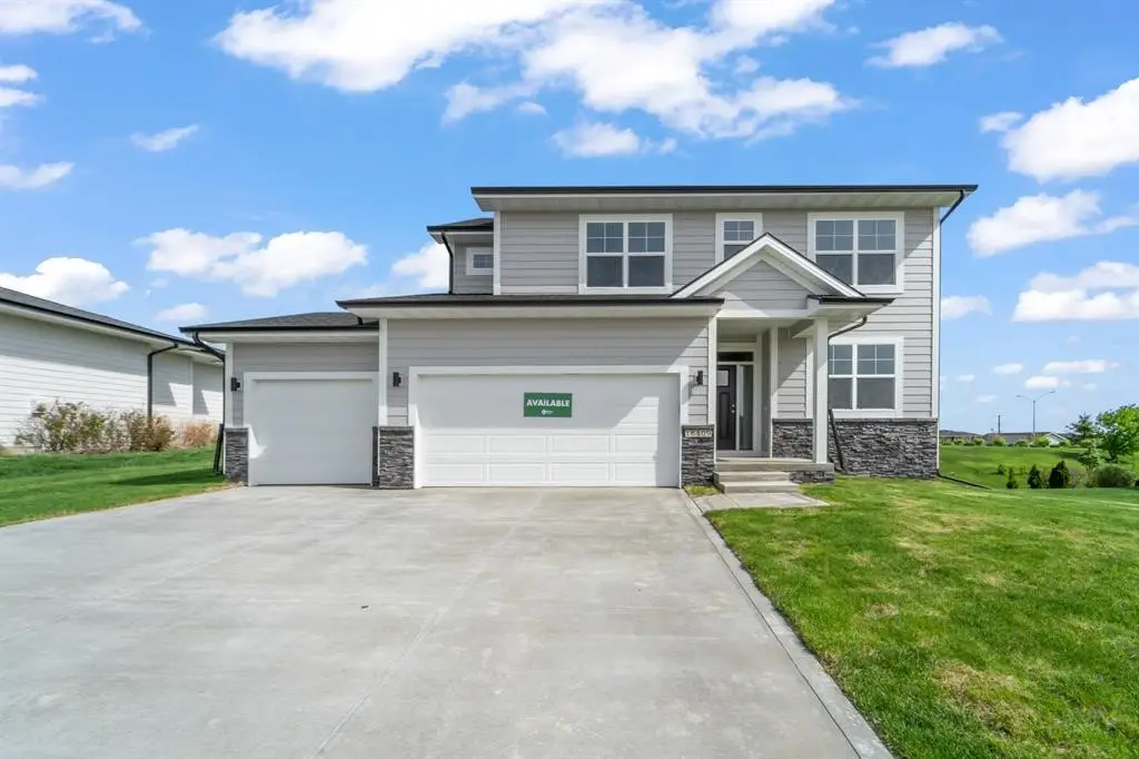 16409 Deerview Drive, Urbandale, IA 50323 - Image #1