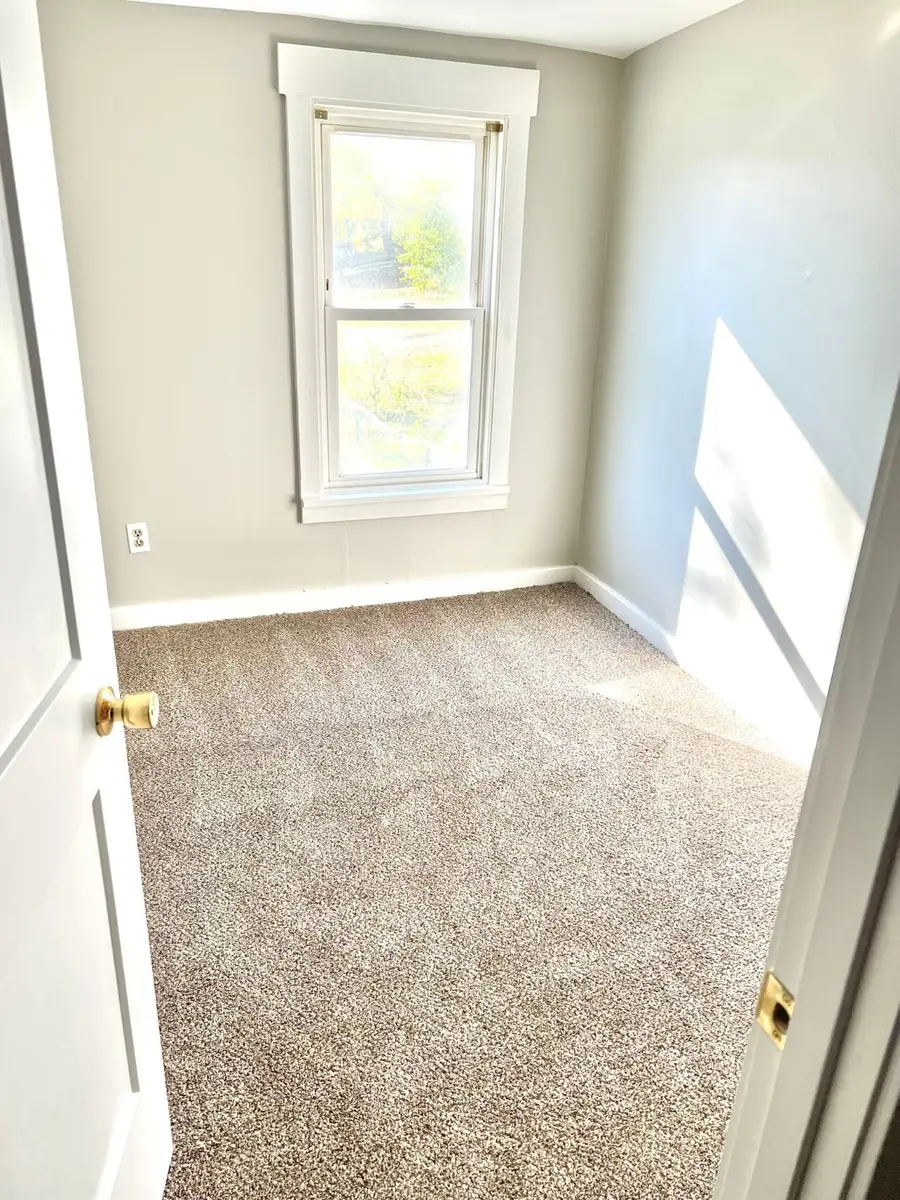 206 Fulton Drive, Des Moines, IA 50315 - Image #3