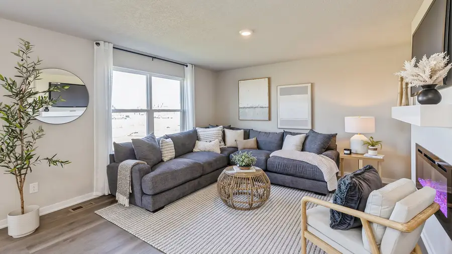 921 8th Street Nw, Bondurant, IA 50035 - Image #2