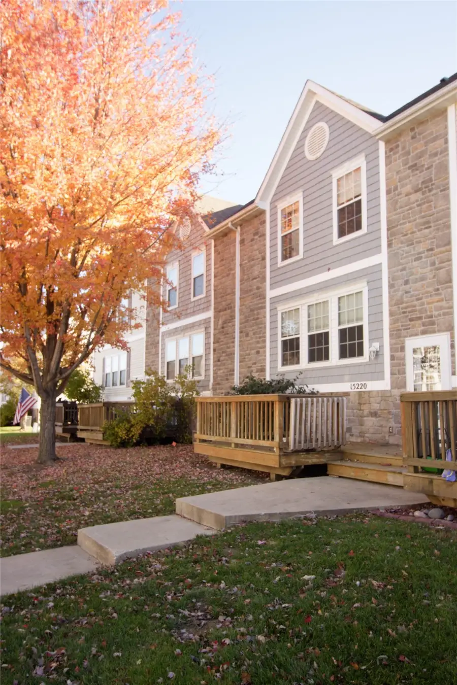 15220 Greenbelt Drive, Urbandale, IA 50323 - Image #2