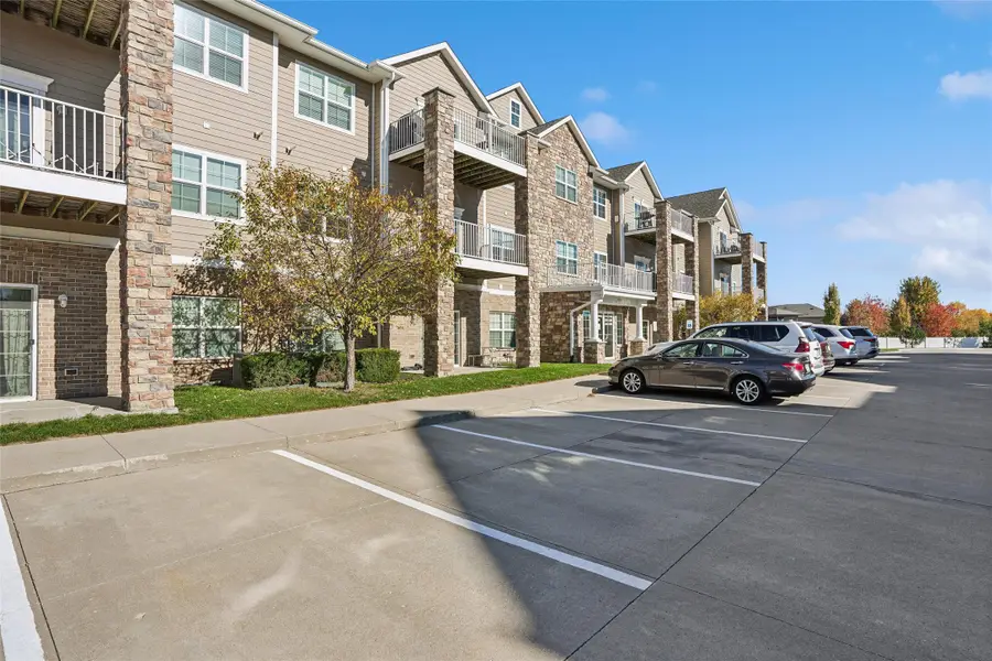 8350 Ep True Parkway #3108, West Des Moines, IA 50266 - Image #2