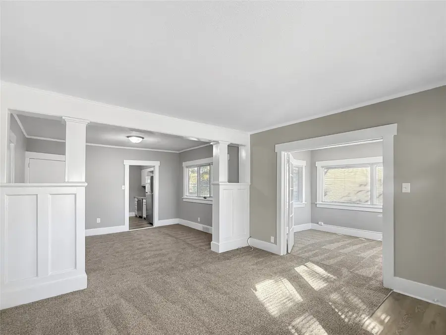 2926 E Walnut Street, Des Moines, IA 50317 - Image #3