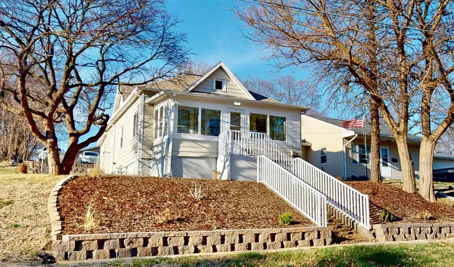 222 E Broadway Street, Colfax, IA 50054 - Image #2