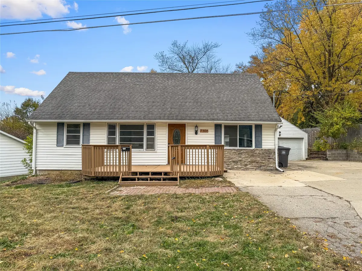 7306 SW 16th Street, Des Moines, IA 50315 - Image #1