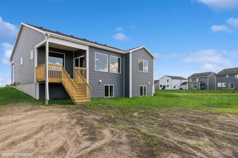 490 NW Independence Circle, Waukee, IA 50263 - Image #2