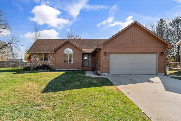 302 Richard Lane, Marshalltown, IA 50158