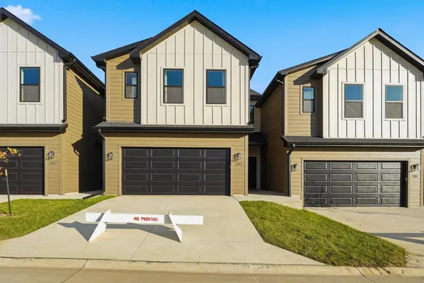 1343 Meadow Rose Place, Waukee, IA 50263