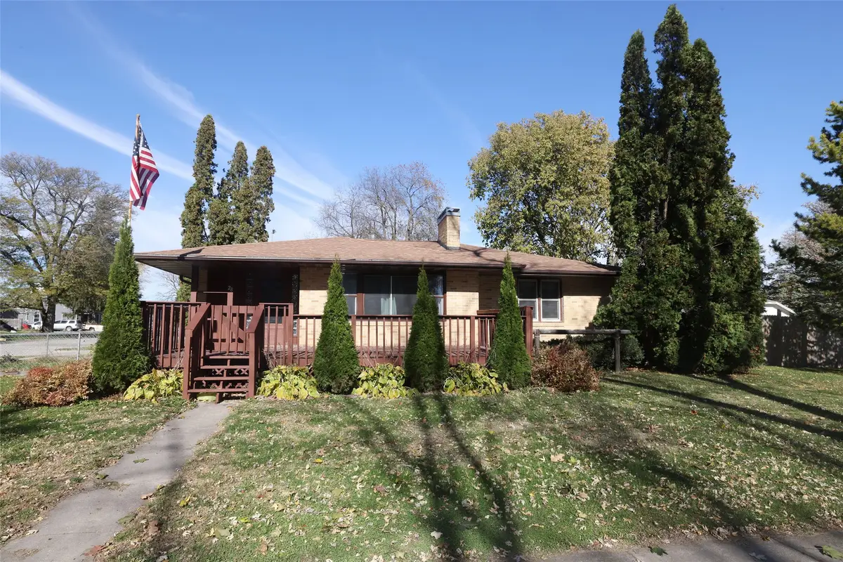 28 5th Avenue Nw, Dayton, IA 50530 - Image #1