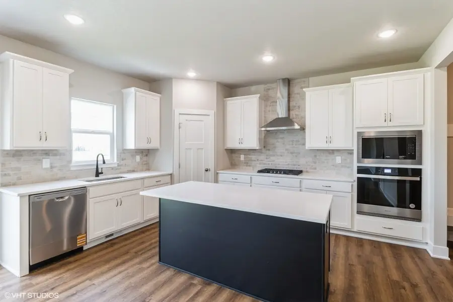 15019 Springbrook Trail, Urbandale, IA 50323 - Image #3