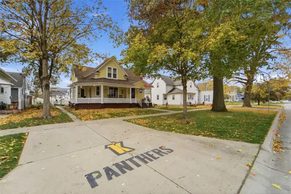 406 W Main Street W, Knoxville, IA 50138