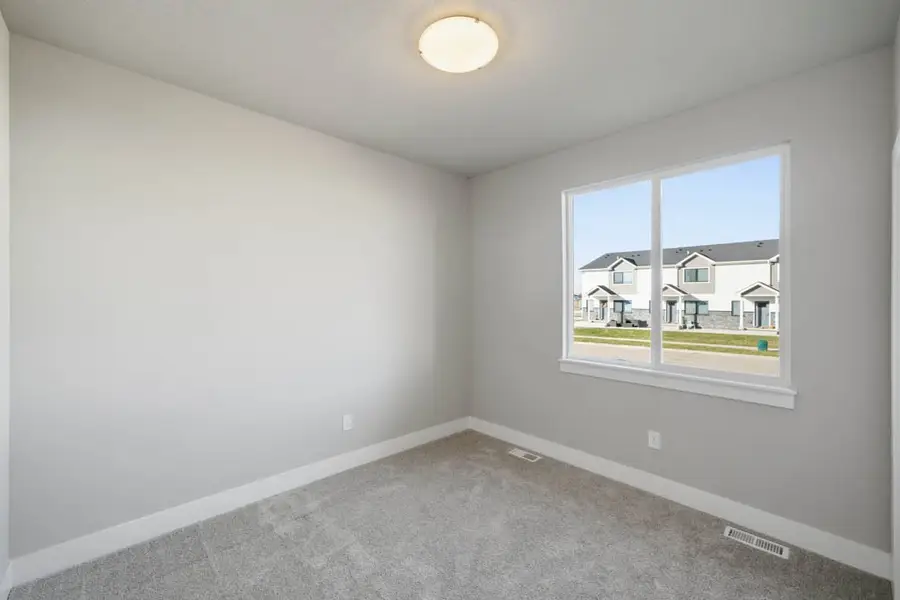 14242 Northpark Drive, Urbandale, IA 50323 - Image #3