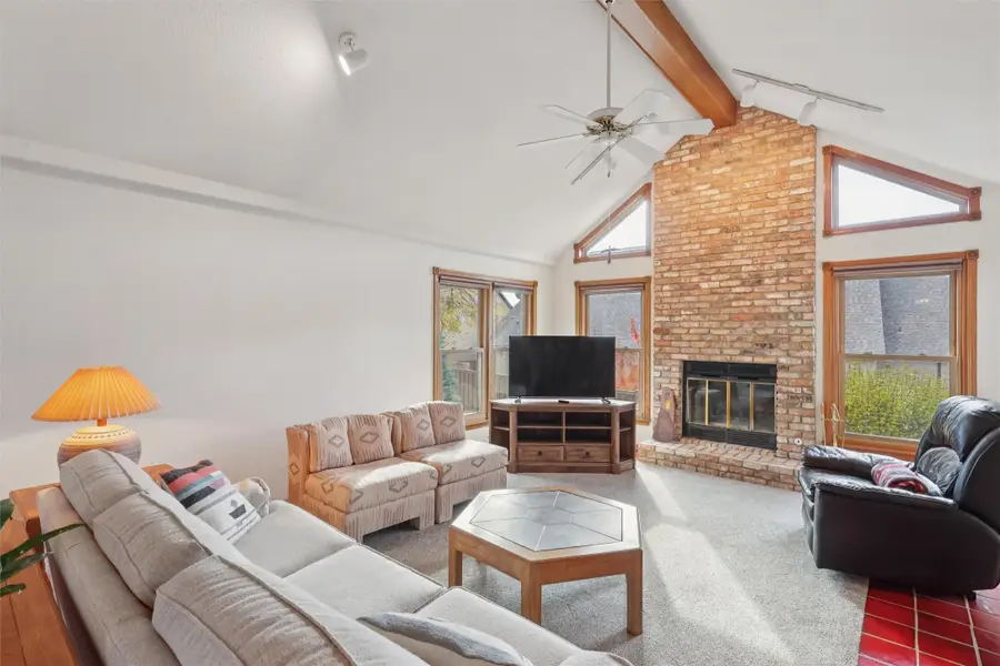 2002 Maple Circle, West Des Moines, IA 50265 - Image #2