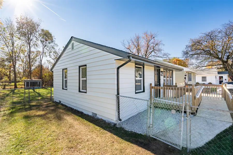 2919 Garfield Avenue, Des Moines, IA 50317 - Image #2