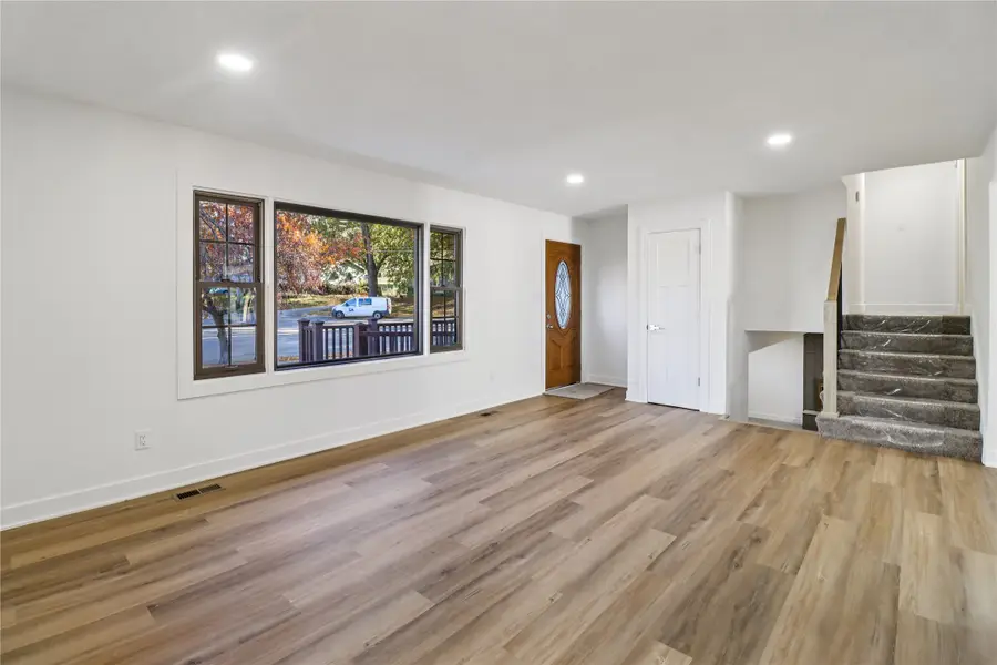 3508 Fairlane Drive, Des Moines, IA 50315 - Image #3