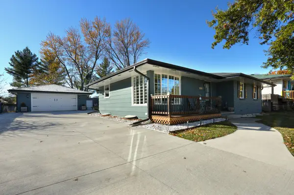 1635 E Virginia Avenue, Des Moines, IA 50320