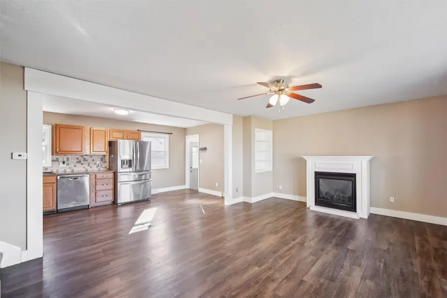 321 NE 9th Street, Ankeny, IA 50021 - Image #3