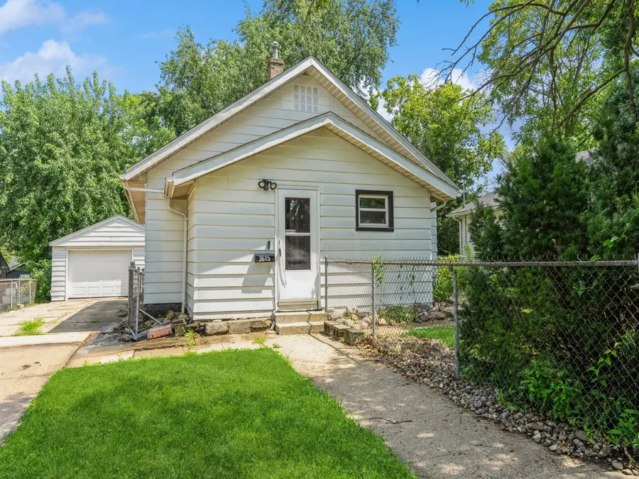 3615 Cambridge Street, Des Moines, IA 50313 - Image #3