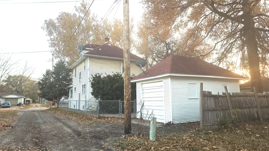 144 Kern Street, Waterloo, IA 50703 - Image #3