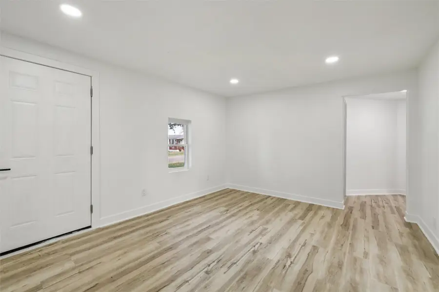 1784 B Avenue, Knoxville, IA 50138 - Image #2